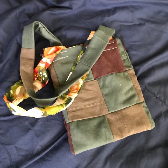 8x10” Handmade Tiny Bag - Picture 7 of 7